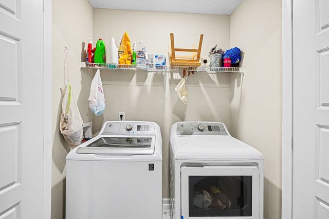 4320 Doral Dr, Murfreesboro, TN 37127