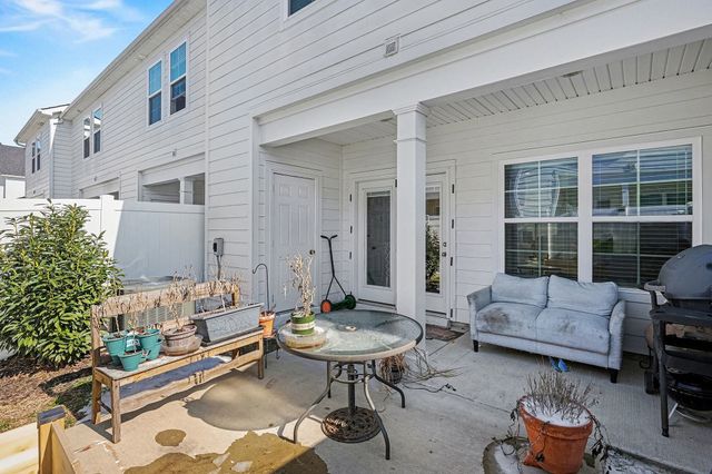 4320 Doral Dr, Murfreesboro, TN 37127