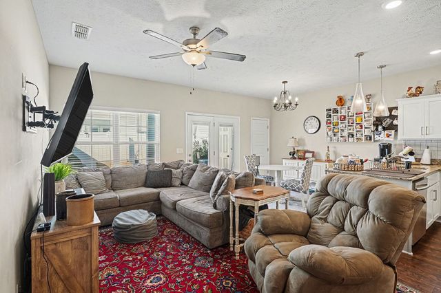 4320 Doral Dr, Murfreesboro, TN 37127