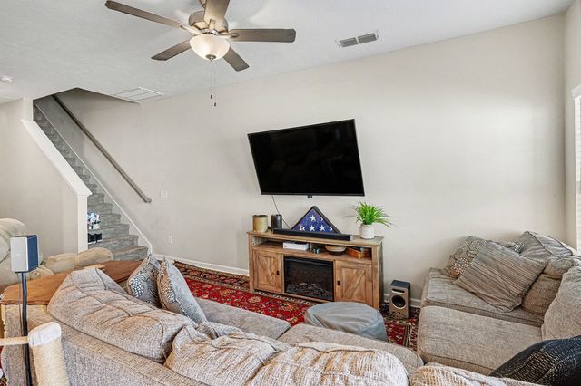 4320 Doral Dr, Murfreesboro, TN 37127