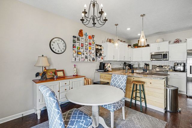 4320 Doral Dr, Murfreesboro, TN 37127