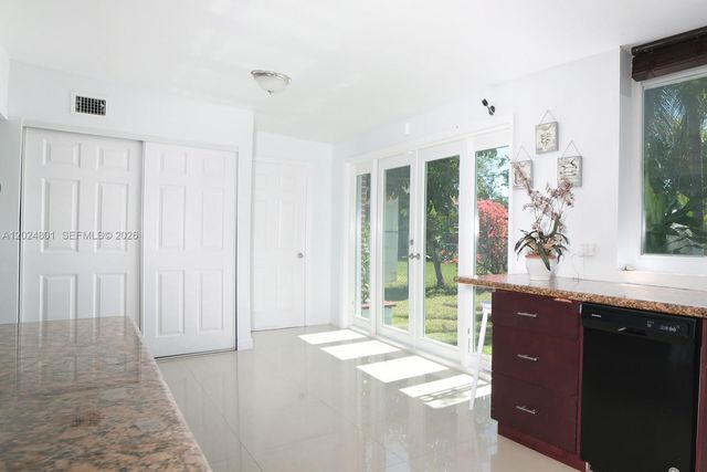 1380 71st St 1380, Miami Beach, FL 33141