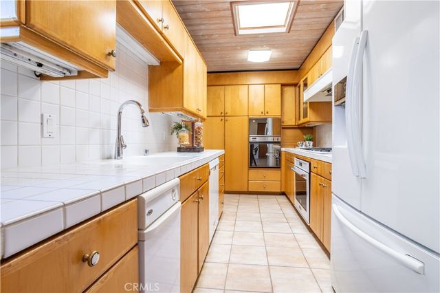 17442 Horace Street, Granada Hills, CA 91344