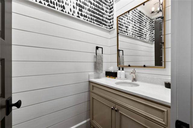 168 Settlement VLG Drive, Sunset, SC 29685