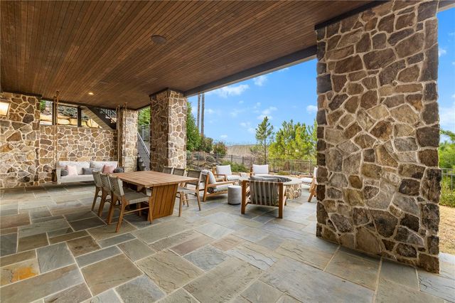 168 Settlement VLG Drive, Sunset, SC 29685