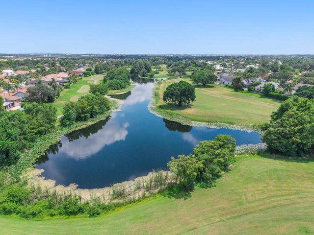 1081 BEL AIRE Drive E, Pembroke Pines, FL 33027