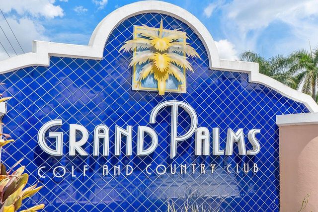 1081 BEL AIRE Drive E, Pembroke Pines, FL 33027