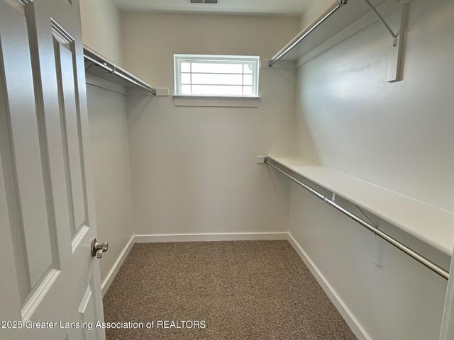 15312 Sherwood Lane, Lansing, MI 48906