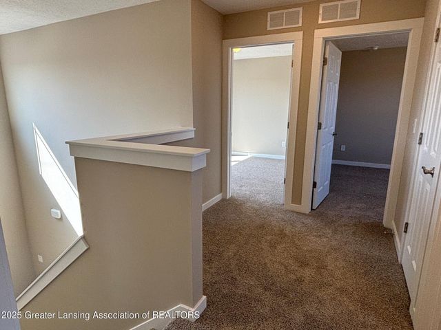 15312 Sherwood Lane, Lansing, MI 48906