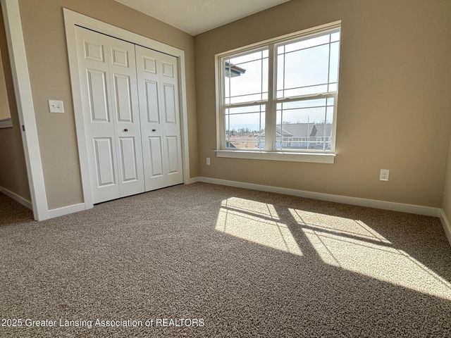 15312 Sherwood Lane, Lansing, MI 48906