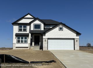 15312 Sherwood Lane, Lansing, MI 48906