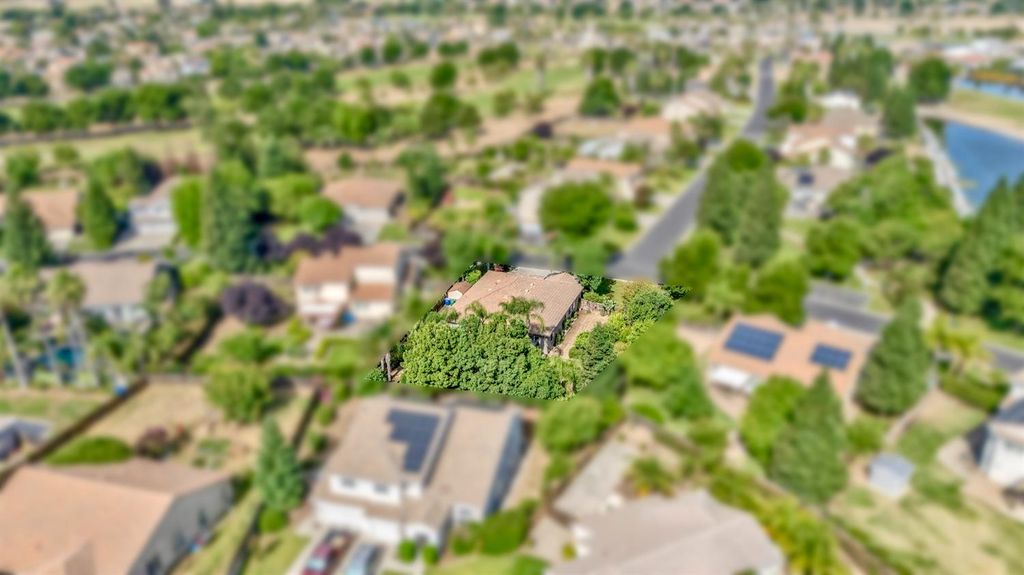 Image 40 of property listing at 12165 Pheasant Run Boulevard, Chowchilla, CA 93610