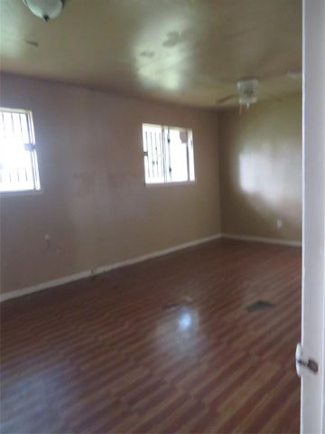 827 Marcolin Street, Houston, TX 77088
