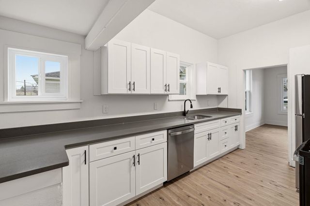 1408 E Pacific Ave, Spokane, WA 99202