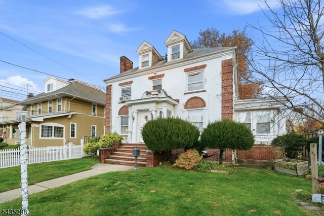 449 Union Ave, Elizabeth City, NJ 07208