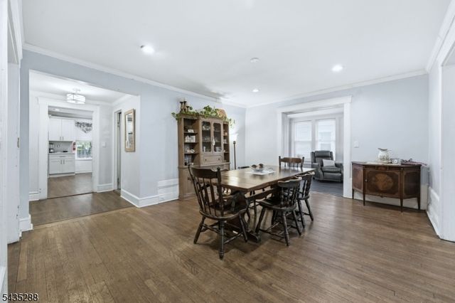 449 Union Ave, Elizabeth City, NJ 07208