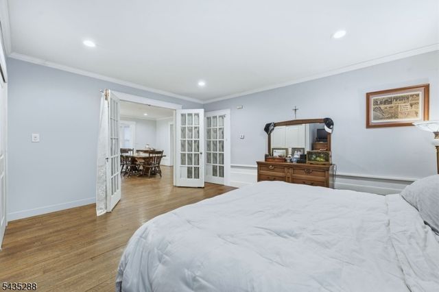 449 Union Ave, Elizabeth City, NJ 07208