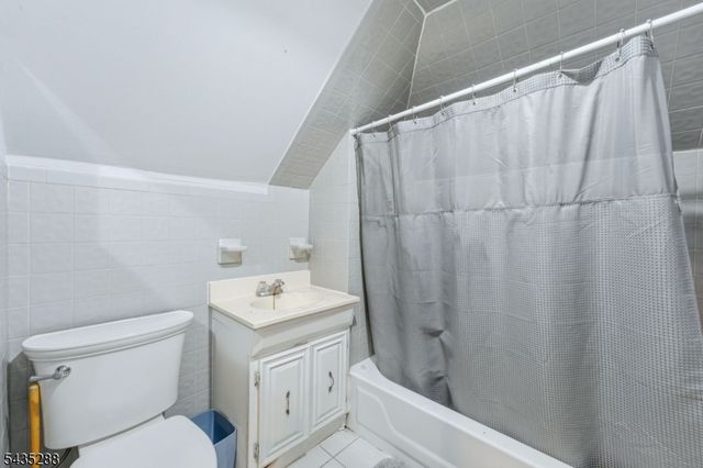 449 Union Ave, Elizabeth City, NJ 07208
