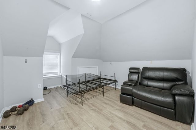 449 Union Ave, Elizabeth City, NJ 07208