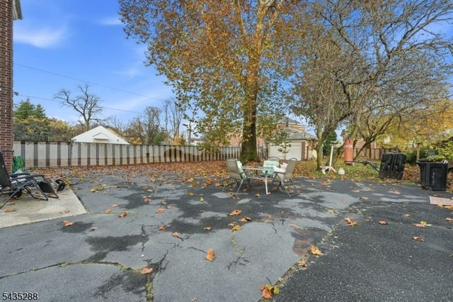 449 Union Ave, Elizabeth City, NJ 07208