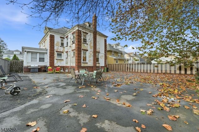 449 Union Ave, Elizabeth City, NJ 07208