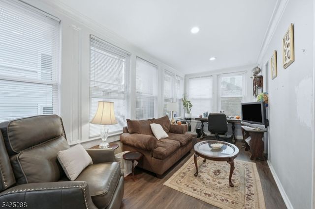 449 Union Ave, Elizabeth City, NJ 07208