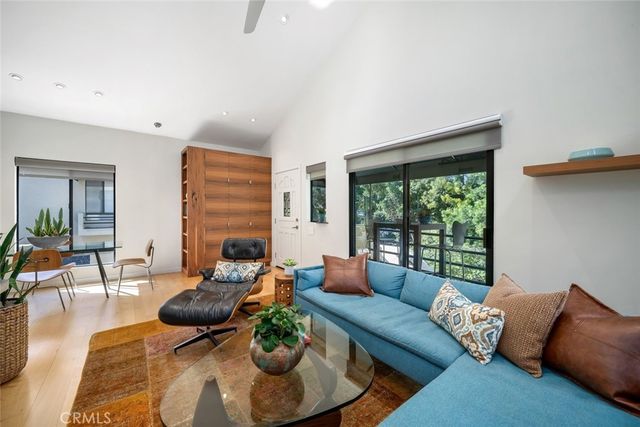 1257 Iris 4, San Luis Obispo, CA 93401