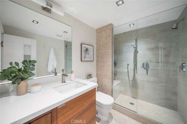 1257 Iris 4, San Luis Obispo, CA 93401