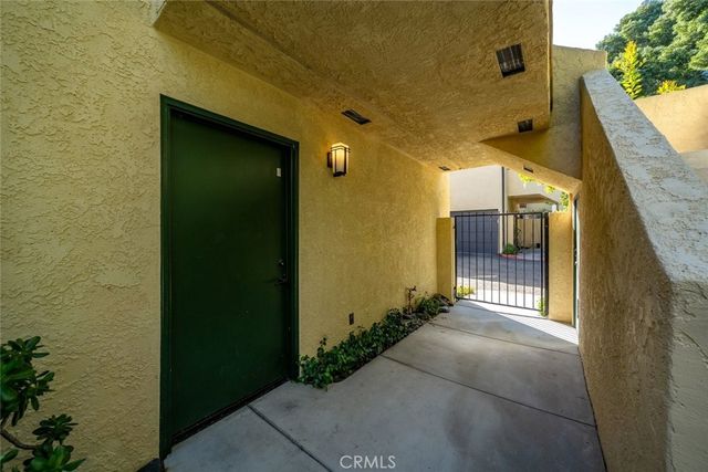 1257 Iris 4, San Luis Obispo, CA 93401