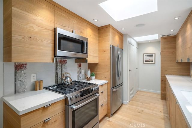 1257 Iris 4, San Luis Obispo, CA 93401