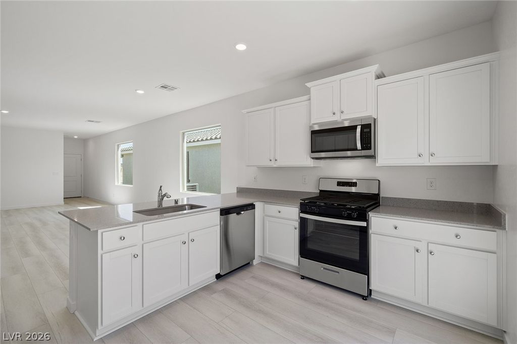 6745 Magnolia River Avenue, Las Vegas, NV 89156 — photo 3