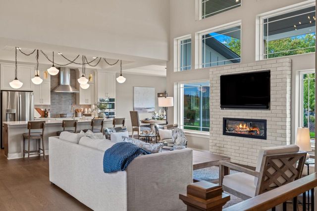 4725 Westridge DRIVE, Brookfield, WI 53045