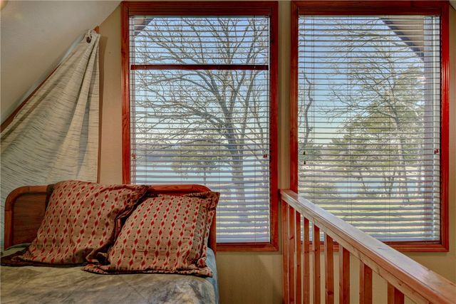 19804 Farm Road 2285, Eagle Rock, MO 65641