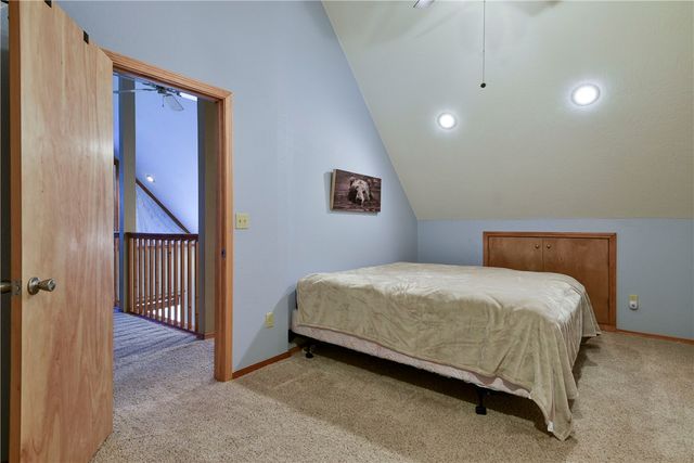 19804 Farm Road 2285, Eagle Rock, MO 65641