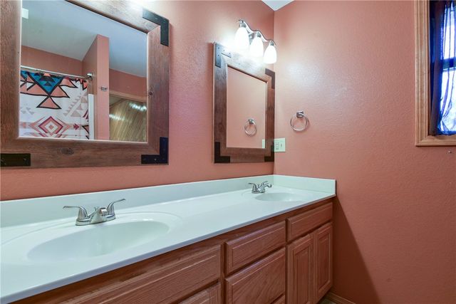 19804 Farm Road 2285, Eagle Rock, MO 65641