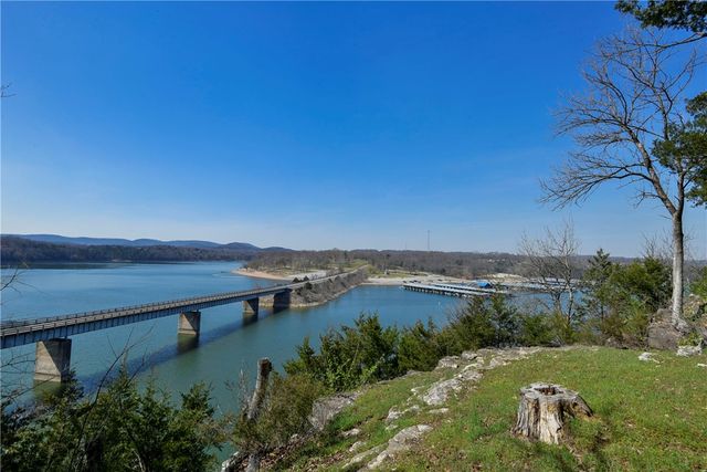 19804 Farm Road 2285, Eagle Rock, MO 65641