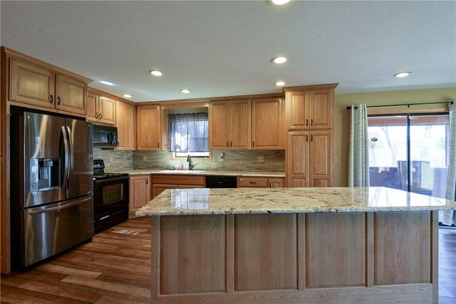 19804 Farm Road 2285, Eagle Rock, MO 65641