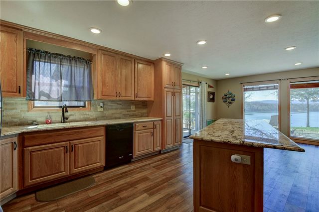 19804 Farm Road 2285, Eagle Rock, MO 65641