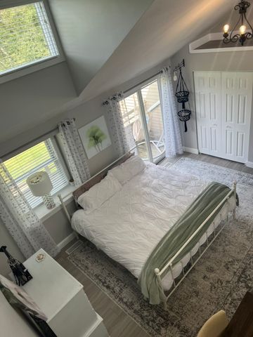 46 Lawton Brook Lane, Portsmouth, RI 02871