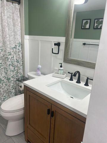 46 Lawton Brook Lane, Portsmouth, RI 02871