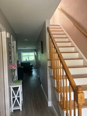 46 Lawton Brook Lane, Portsmouth, RI 02871