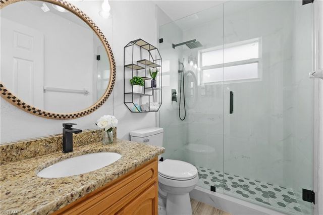 1700 SW Santa Barbara PL, Cape Coral, FL 33991