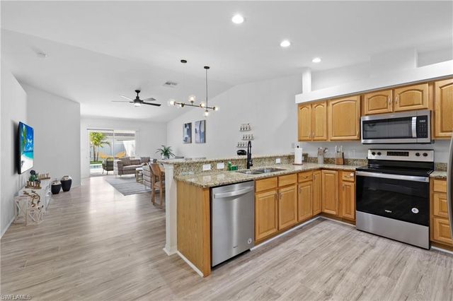 1700 SW Santa Barbara PL, Cape Coral, FL 33991