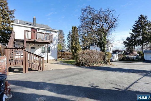 68 Mohawk Avenue 2nd Fl, Hawthorne, NJ 07506