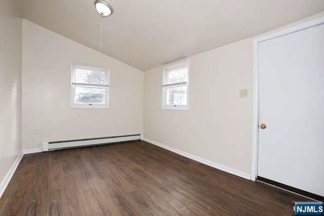 68 Mohawk Avenue 2nd Fl, Hawthorne, NJ 07506