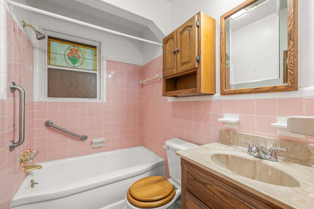 9709 Laurence Avenue, Allen Park, MI 48101
