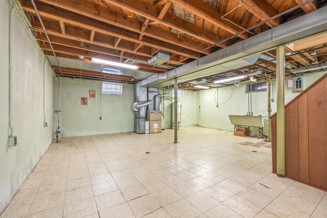9709 Laurence Avenue, Allen Park, MI 48101