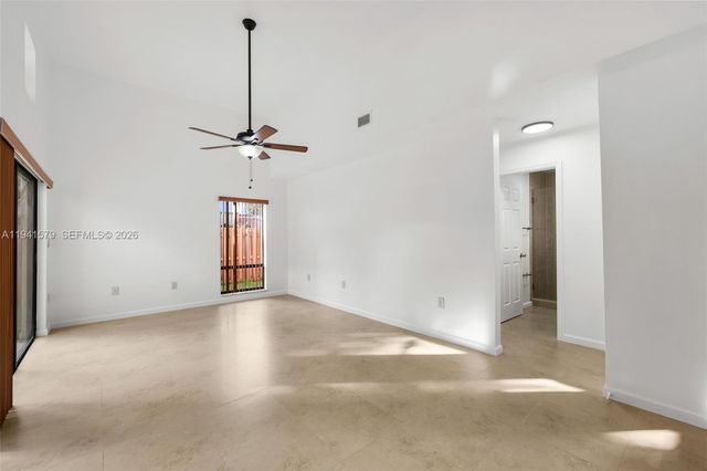 449 SW 88th Pl, Miami, FL 33174