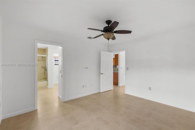 449 SW 88th Pl, Miami, FL 33174