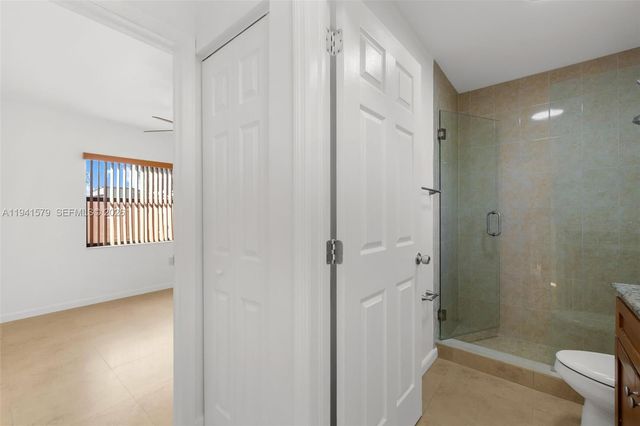 449 SW 88th Pl, Miami, FL 33174